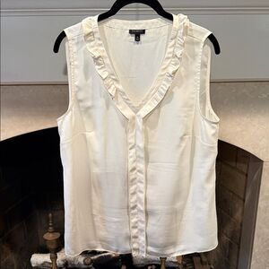 Talbots Women's Cream Ruffled V-Neck Blouse size 10